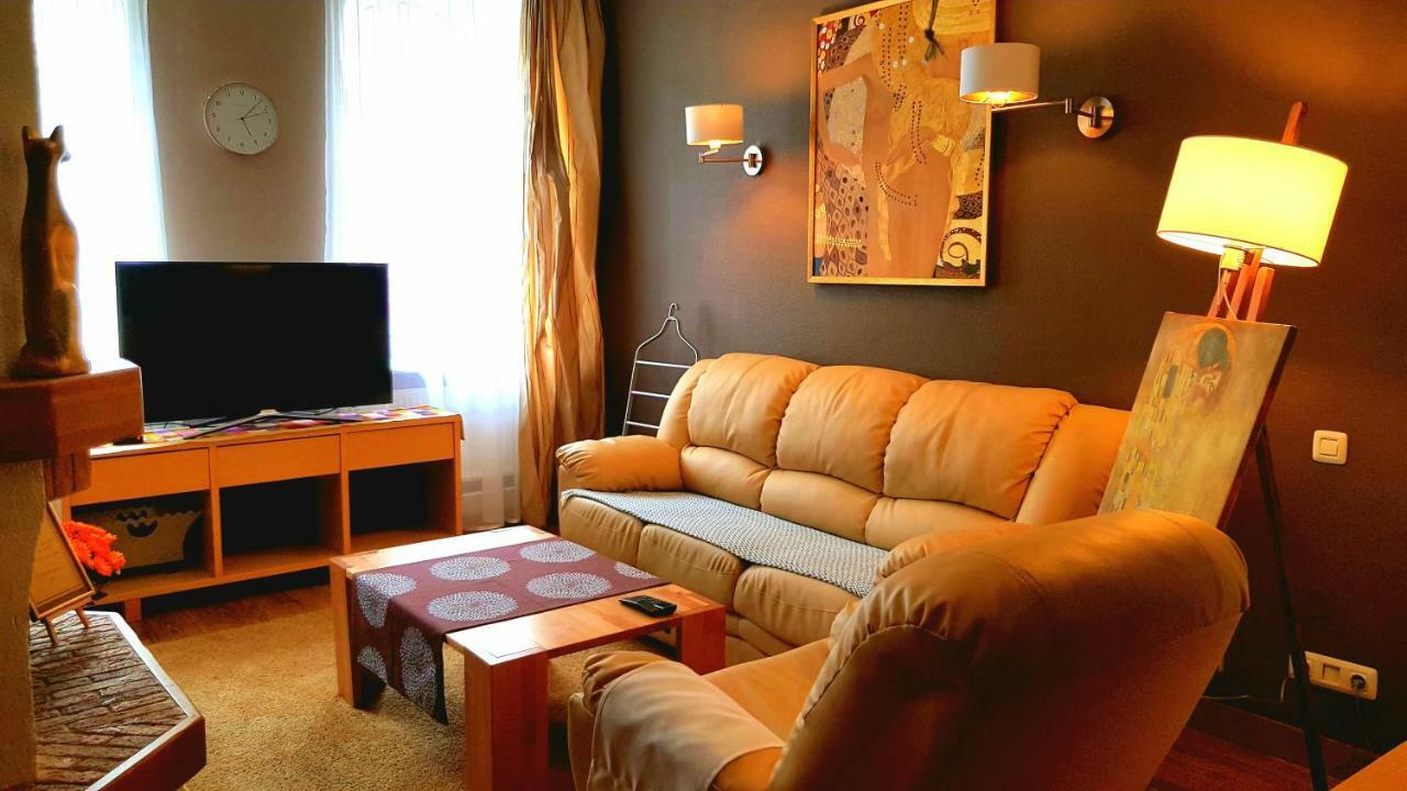 דירות דאוגבפילס Gustav House מראה חיצוני תמונה